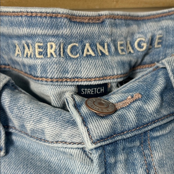 American Eagle Outfitters Light Blue Denim Jeans - Picture 2 of 13